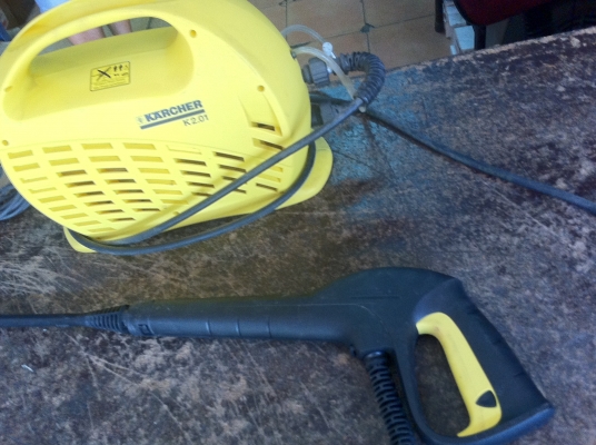 ปั็มฉีดน้ำแรงดันสูง KARCHER ของเยรมัน พร้อมสายและปืนฉีดล่าง