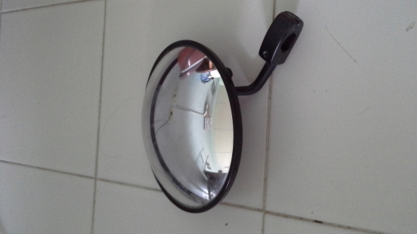 ขายกระจกส่องหน้ารถตู้ ของJappan แท้ๆครับ