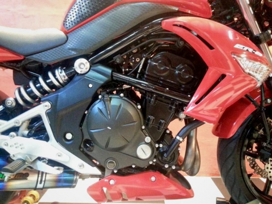 T&amp;T BIKE RAMA2 จัดให้ถูกๆเพียง 139000 ฿KAWASAKI ER6N ปี2010 ABS วิ่ง14000โล ภาษี พรบ.หมด2558 ท่อ BIZOMO เสียงดุดันยางหน้าหลังใหม่