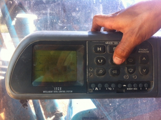 ขาย แบคโฮ KOBELCO SK 120-2 (MARK 5) ระบบไฟฟ้าเต็ม เร็ว แรง เอกสารอินวอยส์ รถพร้อมใช้งาน