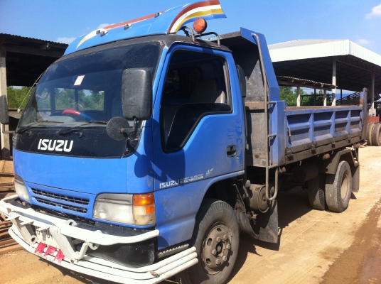 ISUZU NPR สภาพพร้อมใช้ ทะเบียนพร้อมโอน