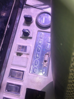 ขายโคมัสซุ PC 200-6 ไฟฟ้าครบ ราคา 880,000 บาทต่อรอง