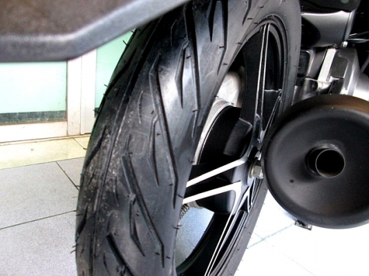 TTX สีดำด้าน ลายทหาร ล้อแม็กซ์ใหม่ ลายดาวสวยเท่ยิ่งขึ้น ไมล์ 3 พันโล แถม 2 รายการ 33900