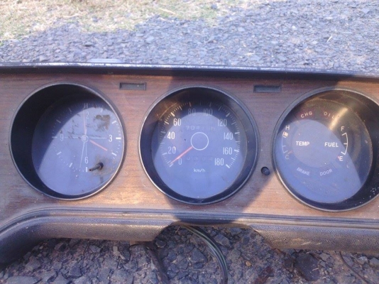 ขาย เรือนไมล์รถเก๋ง MITSUBISHI หัวม้า เครื่อง 2000 ขาย เรือนไมล์รถเก๋ง MITSUBISHI หัวม้า เครื่อง 2000