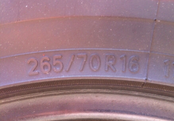 ขายยาง nitto 265/70/16 made in japan