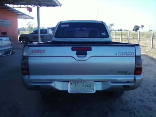 ขายสตราด้า แคป 4WD ปี 43 ขายสตราด้า แคป 4WD ปี 43