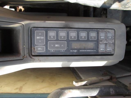 ขายด่วนรถเเม็คโครHITACHI EX120-2รถนอกยังไม่เคยใช้งานเมืองไทยเลย