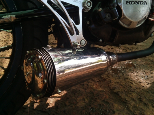 Cg เครื่องโซ 125 เครื่องฟิต ลูกโต ล้อโต อะไหล่ชุบเยอะ สภาพหล่อๆ (มีเล่มทะเบียน+ใบซื้อขาย) ค่าตัว 17500 บาท ต่างจังหวัด จัดส่งให้ได้ ค่าส่งต่างหาก สนใจโทรมาสอบถามเพิ่มเติม 089-8054390 / 083-9008343 โอ๋ อยู่ จังหวัด ลพบุรี Cg เครื่องโซ 125 เครื่องฟิต ลูกโต ล้อโต อะไหล่ชุบเยอะ สภาพหล่อๆ (มีเล่มทะเบียน+ใบซื้อขาย) ค่าตัว 17500 บาท ต่างจังหวัด จัดส่งให้ได้ ค่าส่งต่างหาก สนใจโทรมาสอบถามเพิ่มเติม 089-8054390 / 083-9008343 โอ๋ อยู่ จังหวัด ลพบุรี