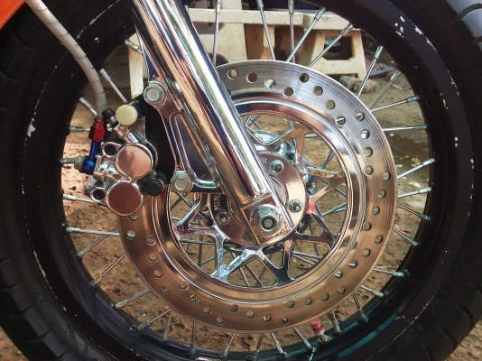 Cg เครื่องโซ 125 เครื่องฟิต ลูกโต ล้อโต อะไหล่ชุบเยอะ สภาพหล่อๆ (มีเล่มทะเบียน+ใบซื้อขาย) ค่าตัว 17500 บาท ต่างจังหวัด จัดส่งให้ได้ ค่าส่งต่างหาก สนใจโทรมาสอบถามเพิ่มเติม 089-8054390 / 083-9008343 โอ๋ อยู่ จังหวัด ลพบุรี Cg เครื่องโซ 125 เครื่องฟิต ลูกโต ล้อโต อะไหล่ชุบเยอะ สภาพหล่อๆ (มีเล่มทะเบียน+ใบซื้อขาย) ค่าตัว 17500 บาท ต่างจังหวัด จัดส่งให้ได้ ค่าส่งต่างหาก สนใจโทรมาสอบถามเพิ่มเติม 089-8054390 / 083-9008343 โอ๋ อยู่ จังหวัด ลพบุรี