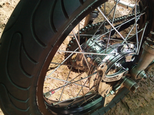 Cg เครื่องโซ 125 เครื่องฟิต ลูกโต ล้อโต อะไหล่ชุบเยอะ สภาพหล่อๆ (มีเล่มทะเบียน+ใบซื้อขาย) ค่าตัว 17500 บาท ต่างจังหวัด จัดส่งให้ได้ ค่าส่งต่างหาก สนใจโทรมาสอบถามเพิ่มเติม 089-8054390 / 083-9008343 โอ๋ อยู่ จังหวัด ลพบุรี Cg เครื่องโซ 125 เครื่องฟิต ลูกโต ล้อโต อะไหล่ชุบเยอะ สภาพหล่อๆ (มีเล่มทะเบียน+ใบซื้อขาย) ค่าตัว 17500 บาท ต่างจังหวัด จัดส่งให้ได้ ค่าส่งต่างหาก สนใจโทรมาสอบถามเพิ่มเติม 089-8054390 / 083-9008343 โอ๋ อยู่ จังหวัด ลพบุรี