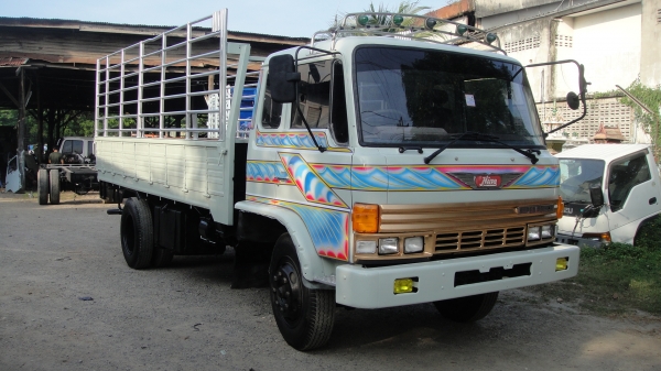 HINO จ้าวอินทรีย์ เครื่องEH700(170แรง)เครื่องดี คัสฃีสวยเดิมๆ แอร์ ฟิล์ม ราคาถูก HINO จ้าวอินทรีย์ เครื่องEH700(170แรง)เครื่องดี คัสฃีสวยเดิมๆ แอร์ ฟิล์ม ราคาถูก