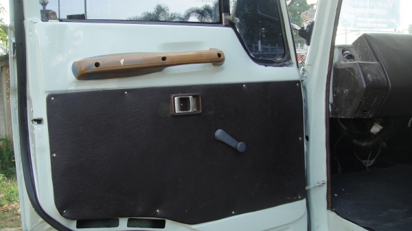 HINO จ้าวอินทรีย์ เครื่องEH700(170แรง)เครื่องดี คัสฃีสวยเดิมๆ แอร์ ฟิล์ม ราคาถูก HINO จ้าวอินทรีย์ เครื่องEH700(170แรง)เครื่องดี คัสฃีสวยเดิมๆ แอร์ ฟิล์ม ราคาถูก