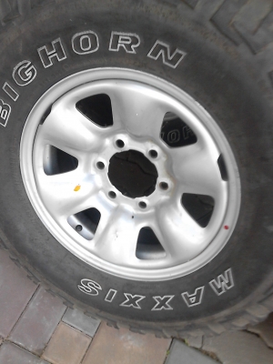 265/75R16 MAXXIS BIGHORN ชุด 4 ล้อ TEL.081-427-3941 265/75R16 MAXXIS BIGHORN ชุด 4 ล้อ TEL.081-427-3941