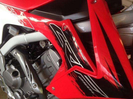 __CRF 250L รถ 4 เดือน วิ่ง1,700โล สีขาวแดง $ 115,000__ __CRF 250L รถ 4 เดือน วิ่ง1,700โล สีขาวแดง $ 115,000__