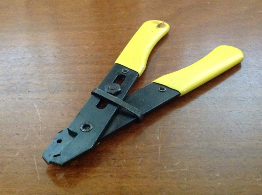 ขายคีมถ่างหุบปากโค้ง Channellock คู่ คีมตัด M.KLEIN & SON ขายคีมถ่างหุบปากโค้ง Channellock คู่ คีมตัด M.KLEIN & SON