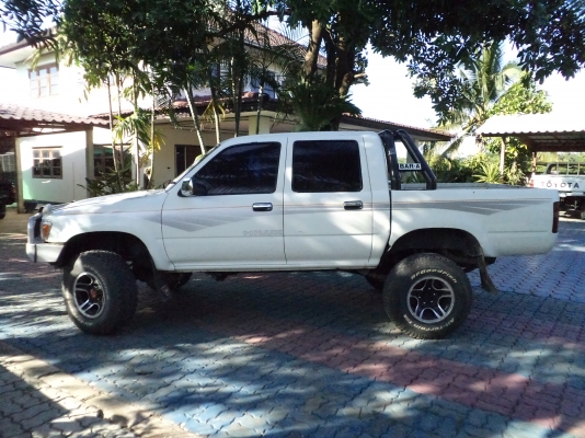 ขายln 106 4 ประตูทะเบียนลำพูน ขายln 106 4 ประตูทะเบียนลำพูน