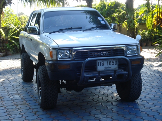 ขายln 106 4 ประตูทะเบียนลำพูน ขายln 106 4 ประตูทะเบียนลำพูน