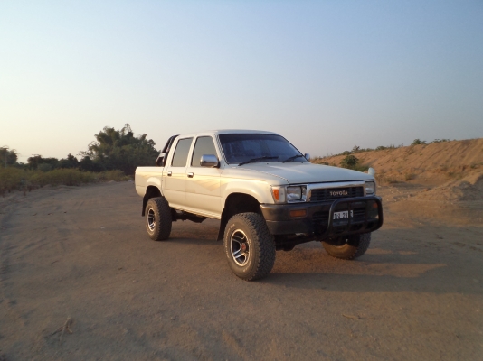 ขายln 106 4 ประตูทะเบียนลำพูน ขายln 106 4 ประตูทะเบียนลำพูน