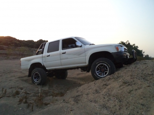 ขายln 106 4 ประตูทะเบียนลำพูน ขายln 106 4 ประตูทะเบียนลำพูน