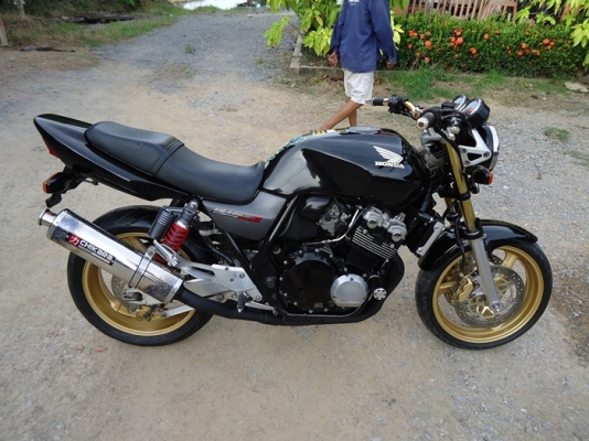 ขายคับ cb 400 เทค 2 สภาพดีพร้อมใช้ ราคาไม่แพง