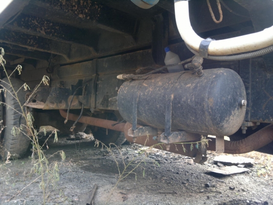 ขายรถ 10 ล้อ 2 เพลา มี 2 คัน ขายรวม 2 คัน กระบะเหล้กดั้ม HINO F18 รถสวย คัสทรีสวย กระบะสวย สนใจรีบจองด่วน