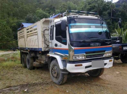 ขายรถ 10 ล้อดั๊ม ISUZU 240 แรงม้า หัวฟ้าแท้ เปลียนหัว เปลี่ยนเครื่อง สนใจโทร 0819701072