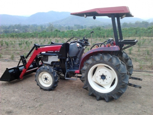 รถไถยันม่าร์ EF352 4WD 35 แรง + ชุดบุ้งกี๋ตักหน้า + หัวตัดหญ้า + PTO ปั๊มพ่นสารเคมี รถไถยันม่าร์ EF352 4WD 35 แรง + ชุดบุ้งกี๋ตักหน้า + หัวตัดหญ้า + PTO ปั๊มพ่นสารเคมี