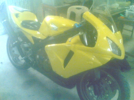 ขาย HONDA CBR 400 หรือแลก ด่วนนนน ขี้เกียจเก็บ 0888981162 ขาย HONDA CBR 400 หรือแลก ด่วนนนน ขี้เกียจเก็บ 0888981162