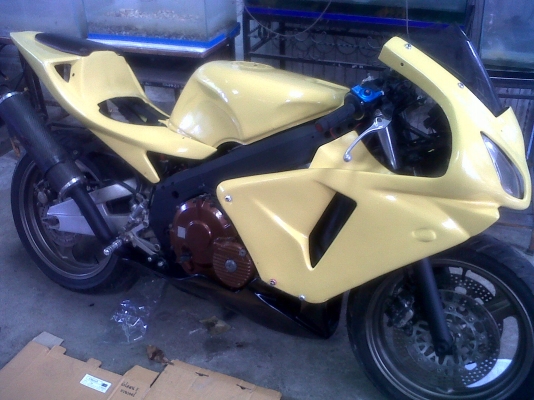 ขาย HONDA CBR 400 หรือแลก ด่วนนนน ขี้เกียจเก็บ 0888981162 ขาย HONDA CBR 400 หรือแลก ด่วนนนน ขี้เกียจเก็บ 0888981162