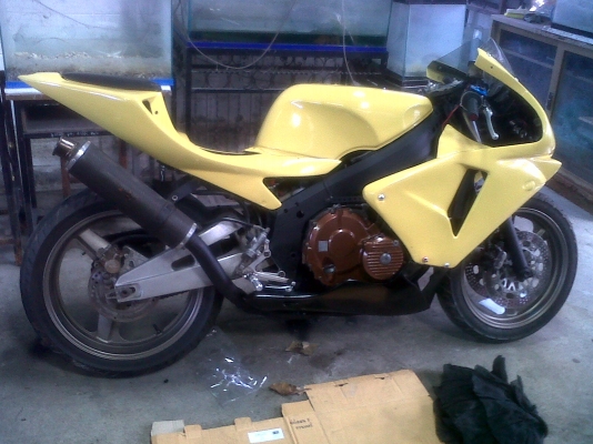 ขาย HONDA CBR 400 หรือแลก ด่วนนนน ขี้เกียจเก็บ 0888981162 ขาย HONDA CBR 400 หรือแลก ด่วนนนน ขี้เกียจเก็บ 0888981162