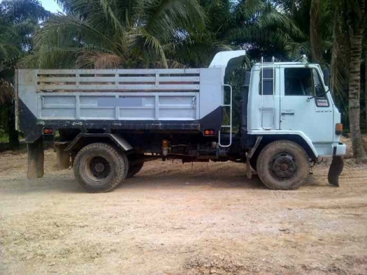 ขาย 6 ล้อ ISUZU FTR 175 แรงม้ายาง 9 สนใจโทร 0819701072 ขาย 6 ล้อ ISUZU FTR 175 แรงม้ายาง 9 สนใจโทร 0819701072