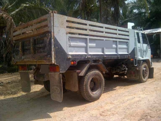 ขาย 6 ล้อ ISUZU FTR 175 แรงม้ายาง 9 สนใจโทร 0819701072 ขาย 6 ล้อ ISUZU FTR 175 แรงม้ายาง 9 สนใจโทร 0819701072