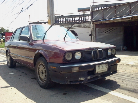 ขาย bmw e30  316i  รถสวย บางเดิม  เครื่องดี ขายถูก พร้อมโอนคับ