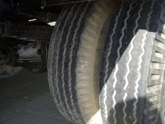 6ล้อHINO KM779 ยาว 5.50 ม.