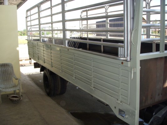 6ล้อHINO KM779 ยาว 5.50 ม.