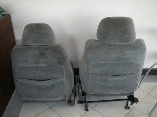 ขาย เบาะ 1คู่ โทร0834976662