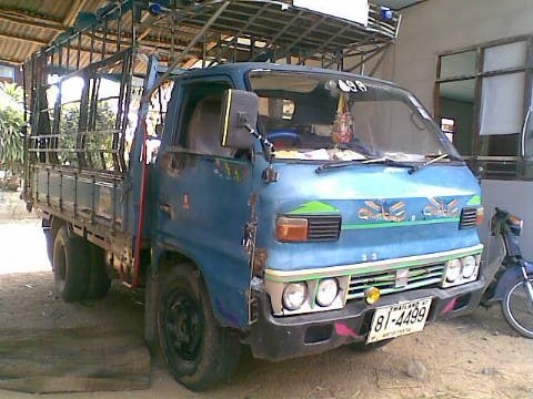 ขาย อีซุ 6 ล้อ TL 88 แรงม้า / กระบะยาว 3.80 เมตร! ขาย อีซุ 6 ล้อ TL 88 แรงม้า / กระบะยาว 3.80 เมตร!