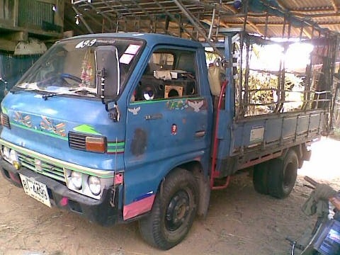 ขาย อีซุ 6 ล้อ TL 88 แรงม้า / กระบะยาว 3.80 เมตร! ขาย อีซุ 6 ล้อ TL 88 แรงม้า / กระบะยาว 3.80 เมตร!