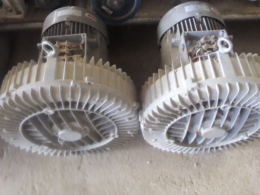 โบลเวอร์ใช้เป่าหรือดูด  5.3 แรงม้า แบบRing Blower รอบจัดมากให้ลมที่แรงมาก มีVDOทดสอบให้ดู