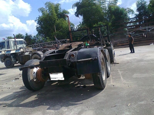 ขายด่วน!..รถสิบล้อสองเพลาหัวลากโรเบรท ISUZU ROCKY 240 ไม่มีเก๋ง