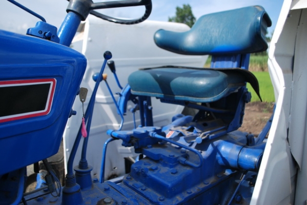 Ford 6600 เต็มตัว