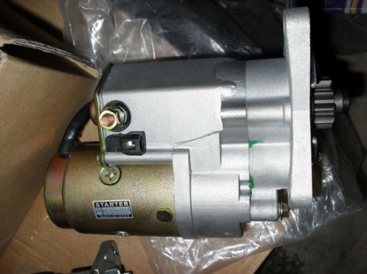 ขาย ไดร์สตาทร์รถไถฟอร์ด ไดร์ทดของใหม่ รุ่นแกนใหญ่ใช้ทน ของมีเก็บสต็อกไว้พร้อมส่งได้ตลอดครับ