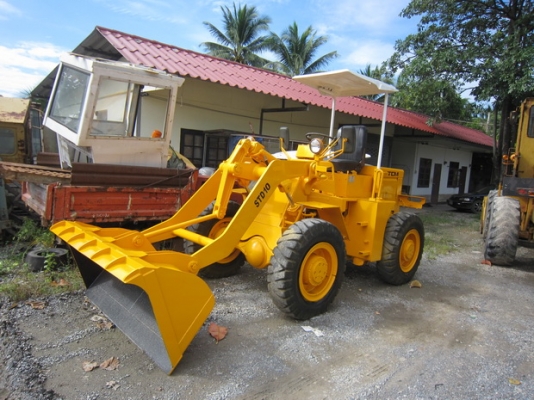 ขาย รถตักล้อยาง TCM รุ่น STD10 มือสองญี่ปุ่น