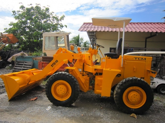 ขาย รถตักล้อยาง TCM รุ่น STD10 มือสองญี่ปุ่น