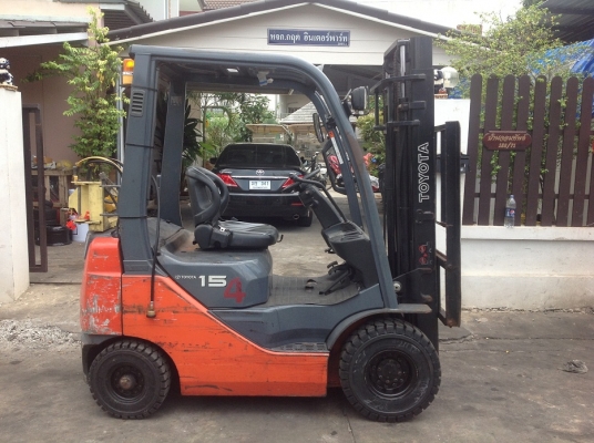 ขาย ฟอล์คลิฟต์ 1.5 ตัน TOYOTA 8FG15   AUTO  รถรุ่นใหม่ล่าสุด