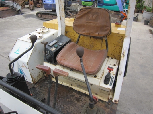 ขาย รถขุดเล็ก YANMAR รุ่น YB271UZ แทร็กยาง มือสองญี่ปุ่น