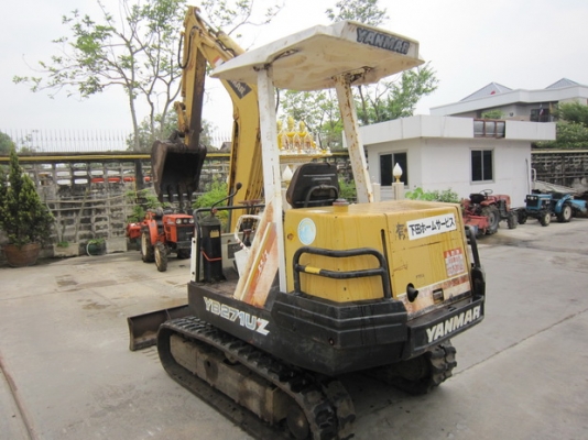 ขาย รถขุดเล็ก YANMAR รุ่น YB271UZ แทร็กยาง มือสองญี่ปุ่น