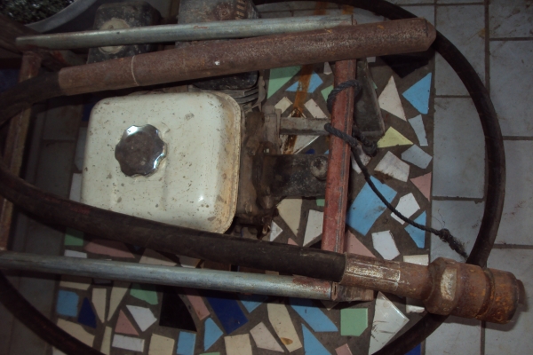 เครื่องจี้คอนกรีต พร้อมสาย ยาว 2.00 ม เครื่องยนต์ HONDA