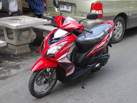 ขาย Yamaha Mio Z สีแดง สวยกริ๊บๆ เครื่องเดิมๆเลิศมากๆ ขับมันส์ ราคา 23000 บาท