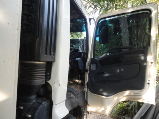 HINO FC 150 แรงม้า ปี 2007 หัวบางเดิม เครื่องเดิม ค่ะ HINO FC 150 แรงม้า ปี 2007 หัวบางเดิม เครื่องเดิม ค่ะ